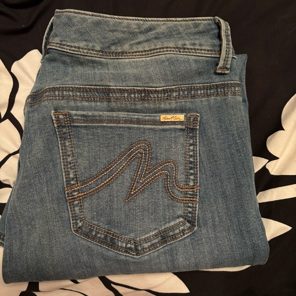 Melissa McCarthy jeans